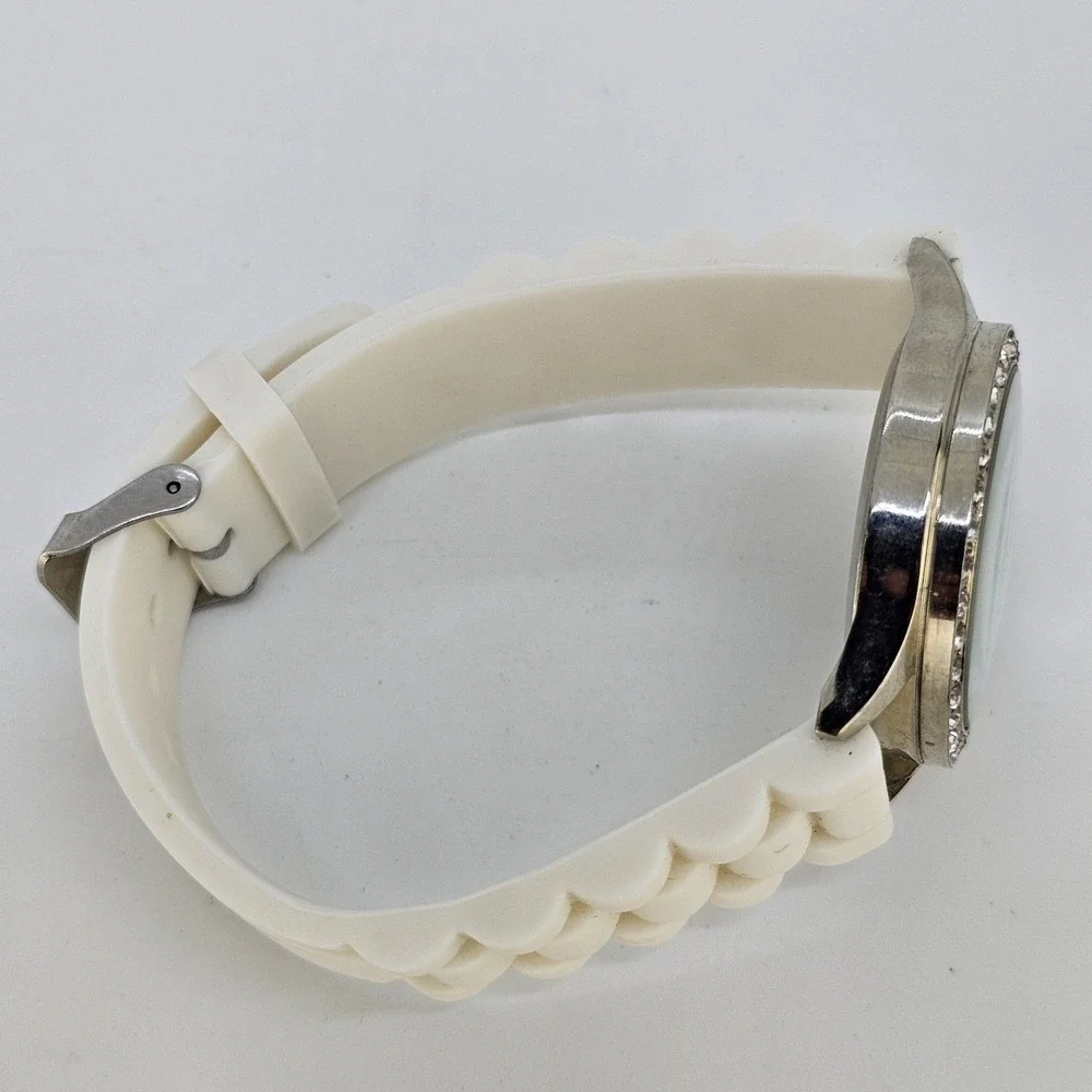 38MM Women's Watch White Dial Crystal Bezel White Plastic Bands New‎ Battery